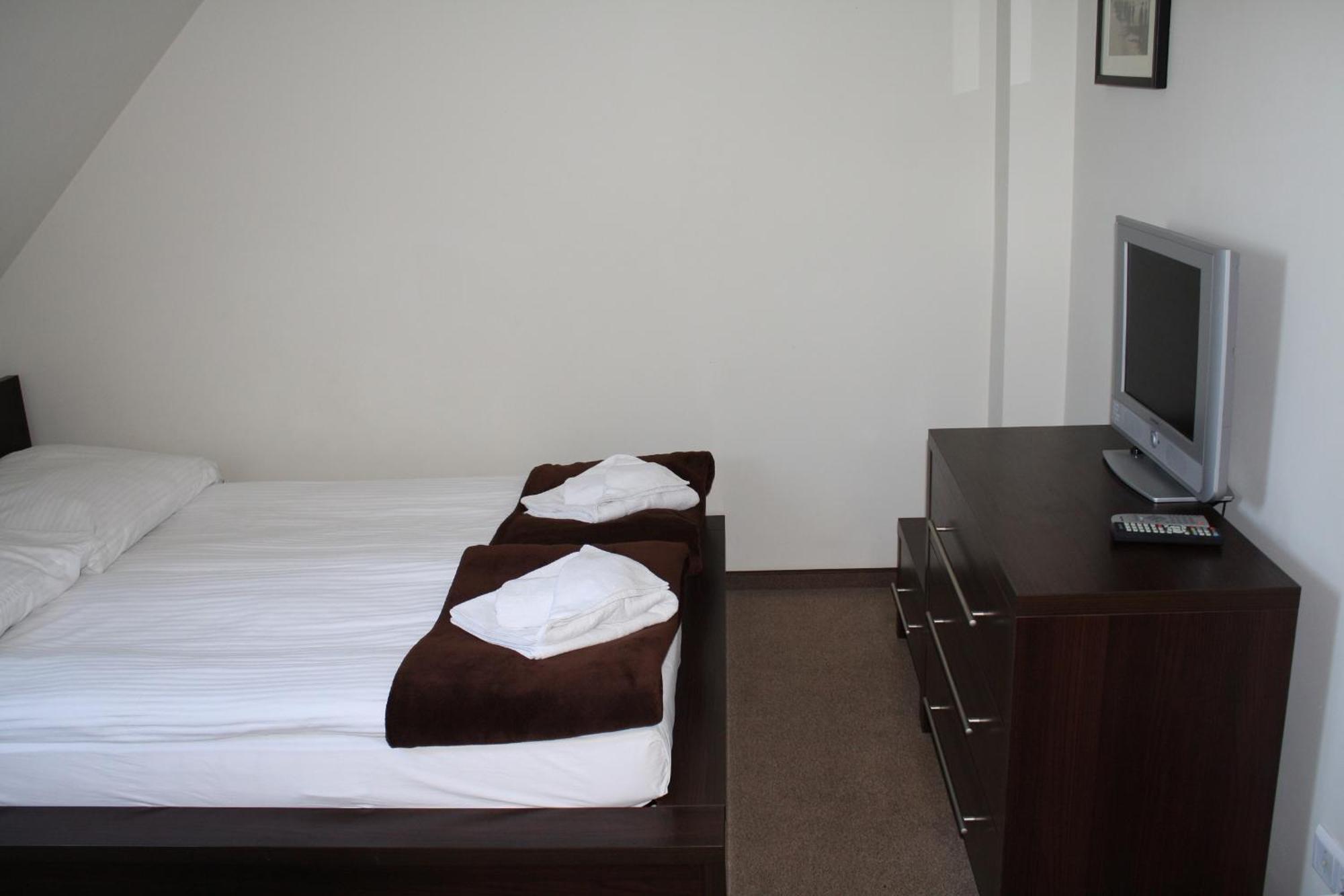Marina Gorklo - Zurawi Kat Hotel Phòng bức ảnh
